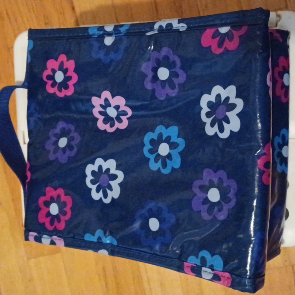 Vera Bradley lunch bag tote blue Ellie Flowers pattern - Picture 5 of 7